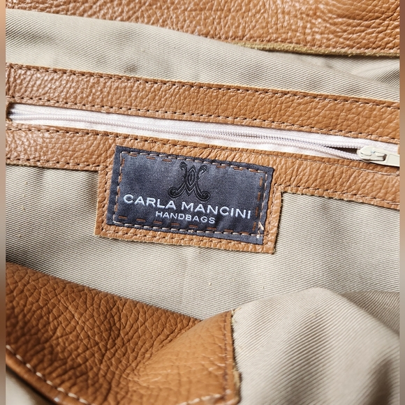 Carla Mancini Handbag 👜 - Picture 3 of 8